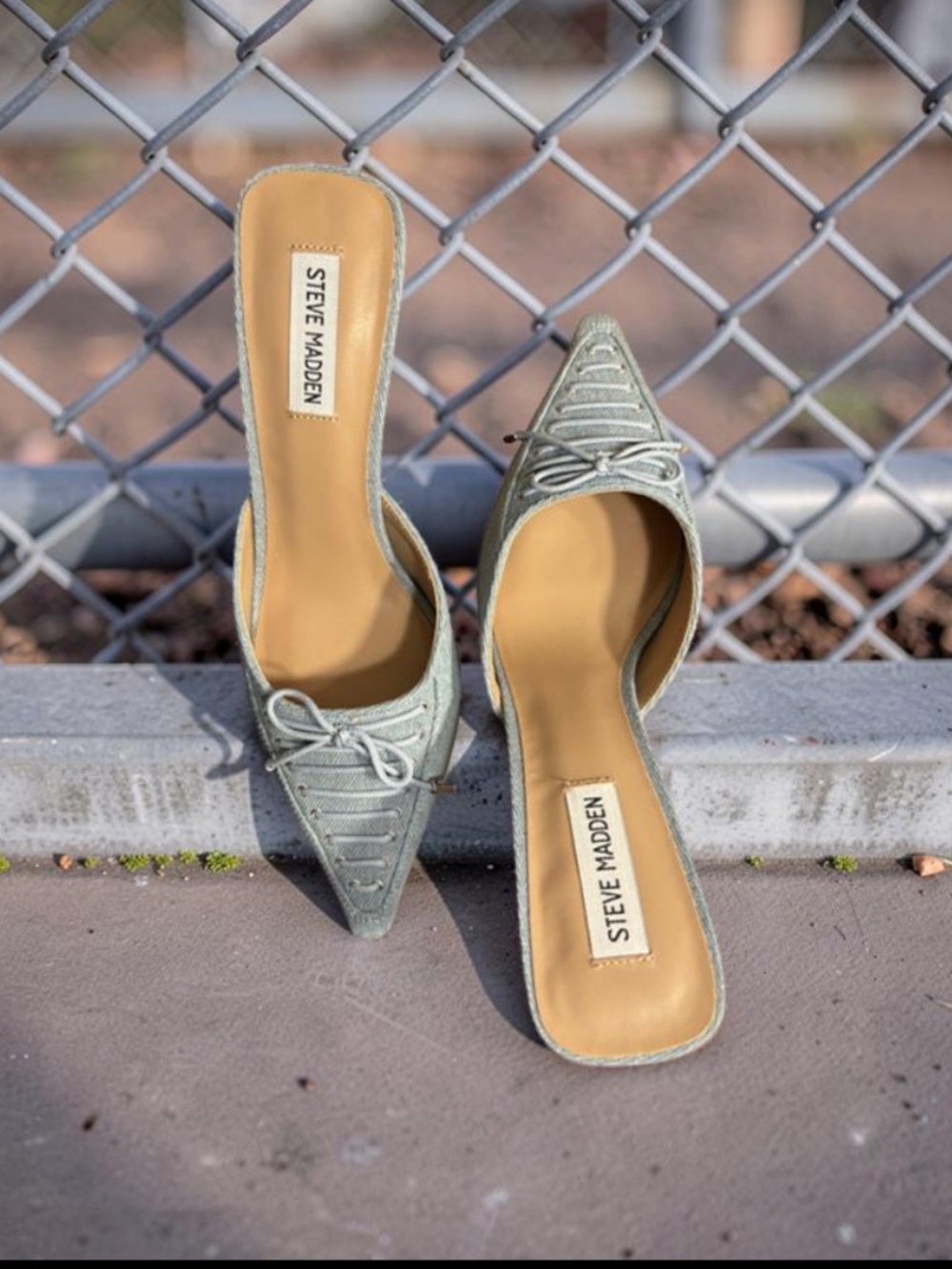 Steve Madden Brianne Denim Fab Pointed Toe Mule with Lace-Up Detail 9.5 Fits 9